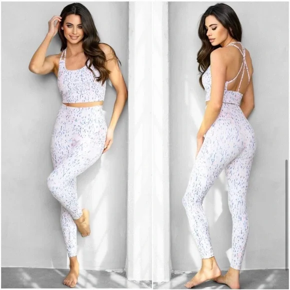 LAST ONE: Women’s stunning comfy pant sports bra activewear set - Picture 4 of 5